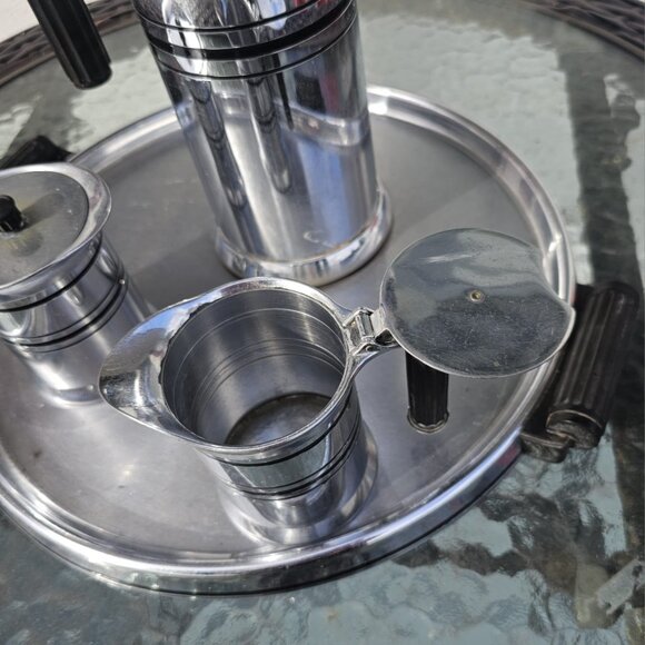 Sunbeam Chrome Art Deco Beverage Set made in 1934 and design by Michael McArdle - Picture 7 of 9